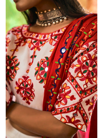 Myra White Maslin Cotton Embroidered Navratri Special Lehenga