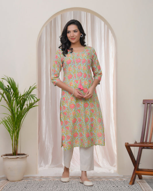 Vaasva Women Multi Cotton Printed Straight Kurti