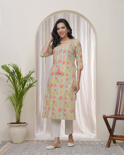 Vaasva Women Multi Cotton Printed Straight Kurti