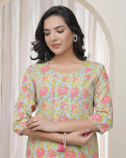 Vaasva Women Multi Cotton Printed Straight Kurti