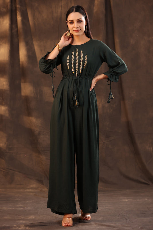 Juniper Women Jadegreen Rayon Slub Embroidered Regular Jumpsuit