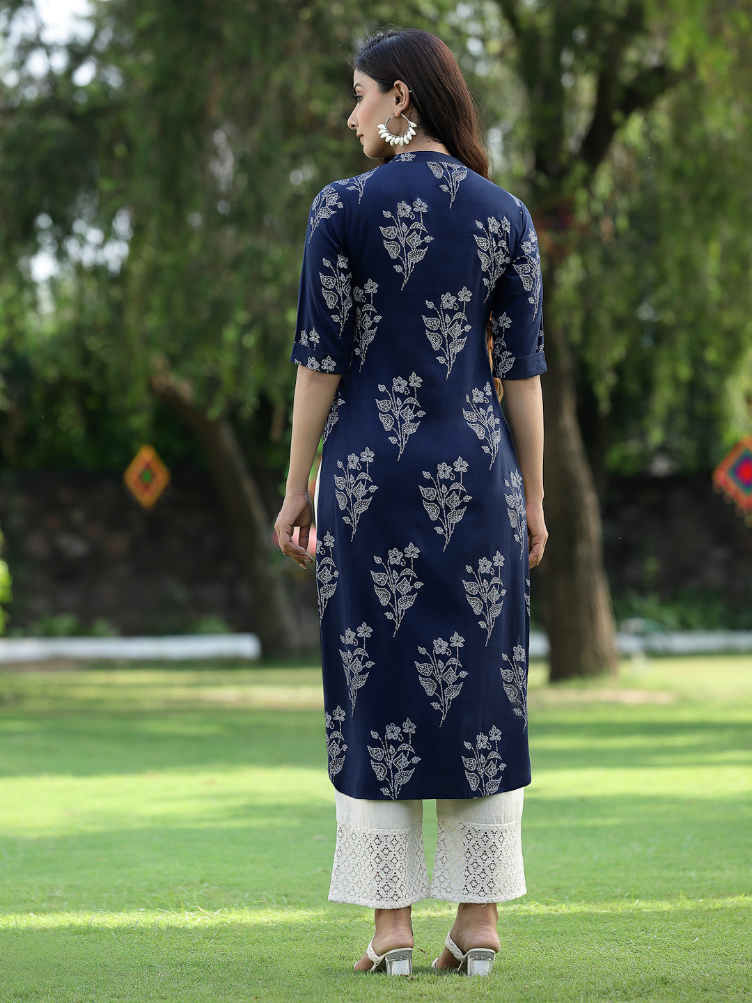 Juniper Womens Indigo Rayon Slub Printed Straight Kurta