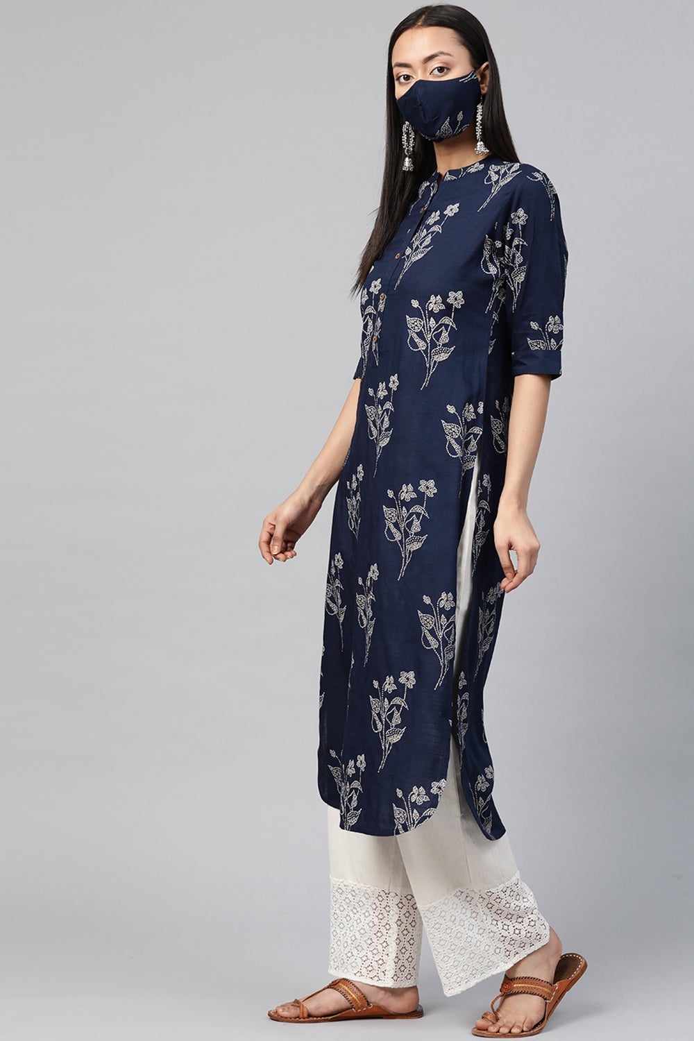 Juniper Women's Indigo Rayon Slub Bandhani Straight Kurta