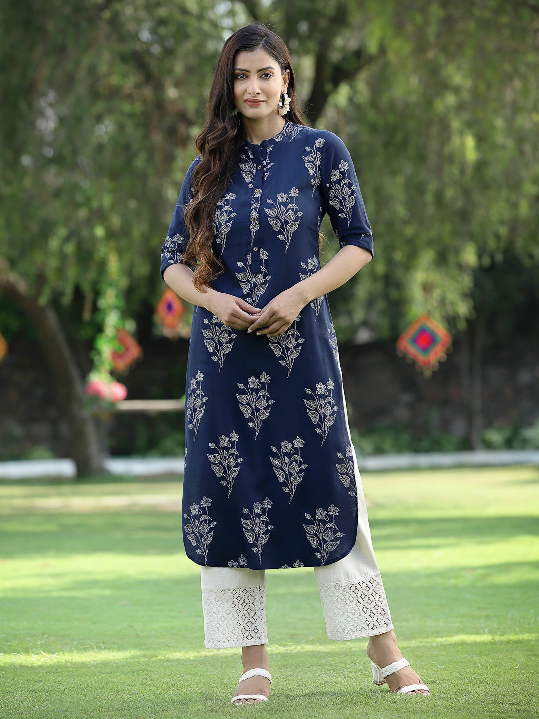 Juniper Womens Indigo Rayon Slub Printed Straight Kurta