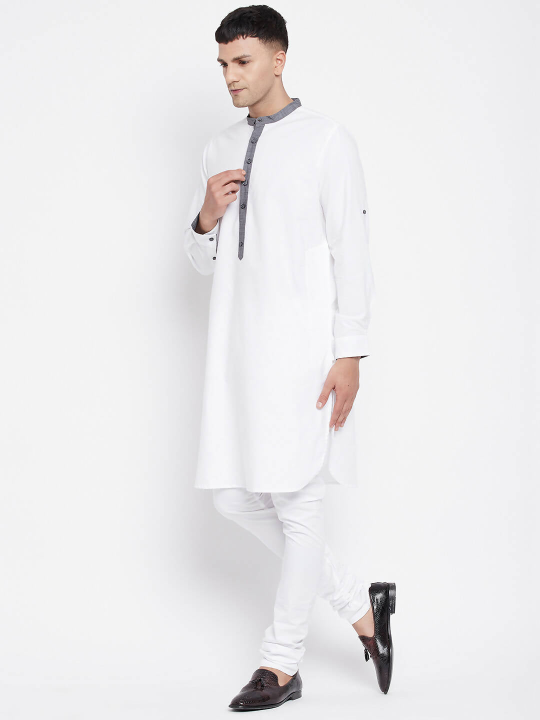 Even Apparels White Pure Cotton Men's Kurta With Contrast Collar And Placket