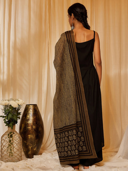 InWeave Women's Black Strappy Kurta Palazzo Set With Green Boota Dupatta