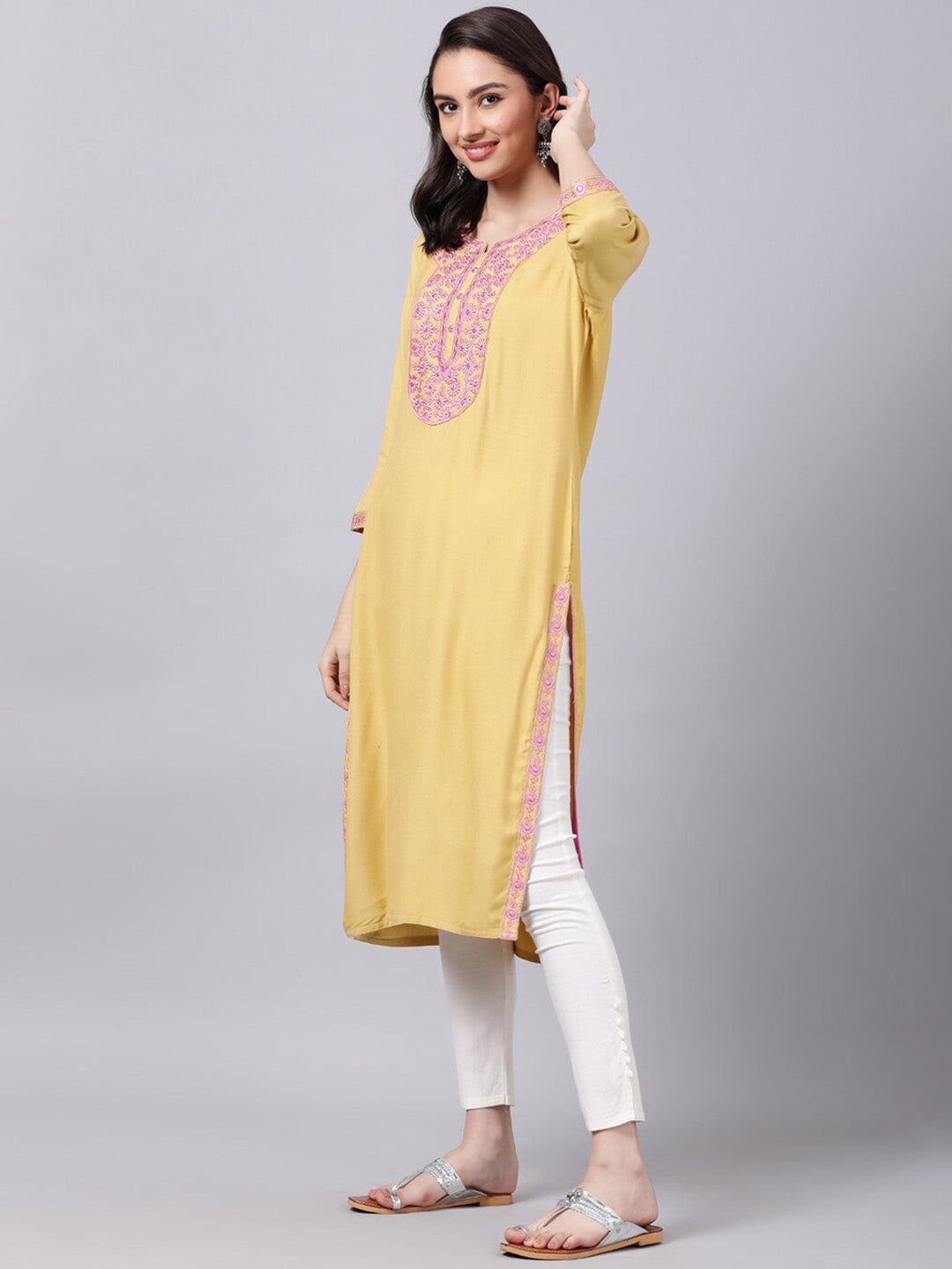Souchii Women Blue Floral Yoke Design Grandeur & Majestic Artwork Kurta