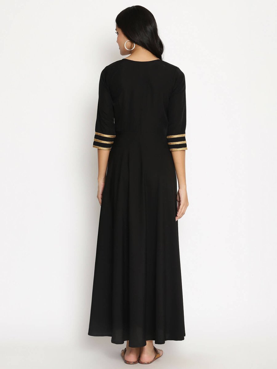 Ahalyaa Women's Black Crepe Printed Kurta