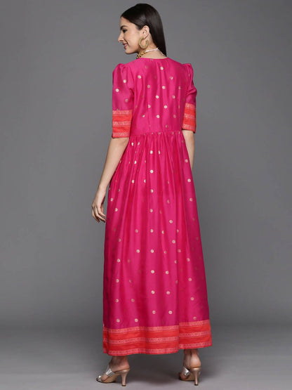 Ahalyaa Women's Pink Chanderi Gold Foil Print Dress