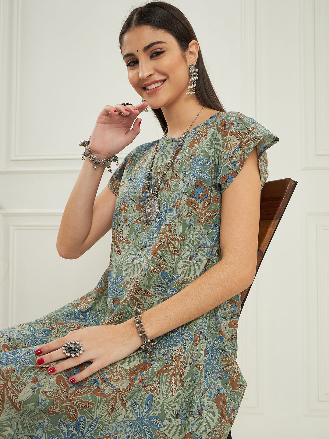 InWeave Women's Dull Green Leaf Floral Print A Line Dress