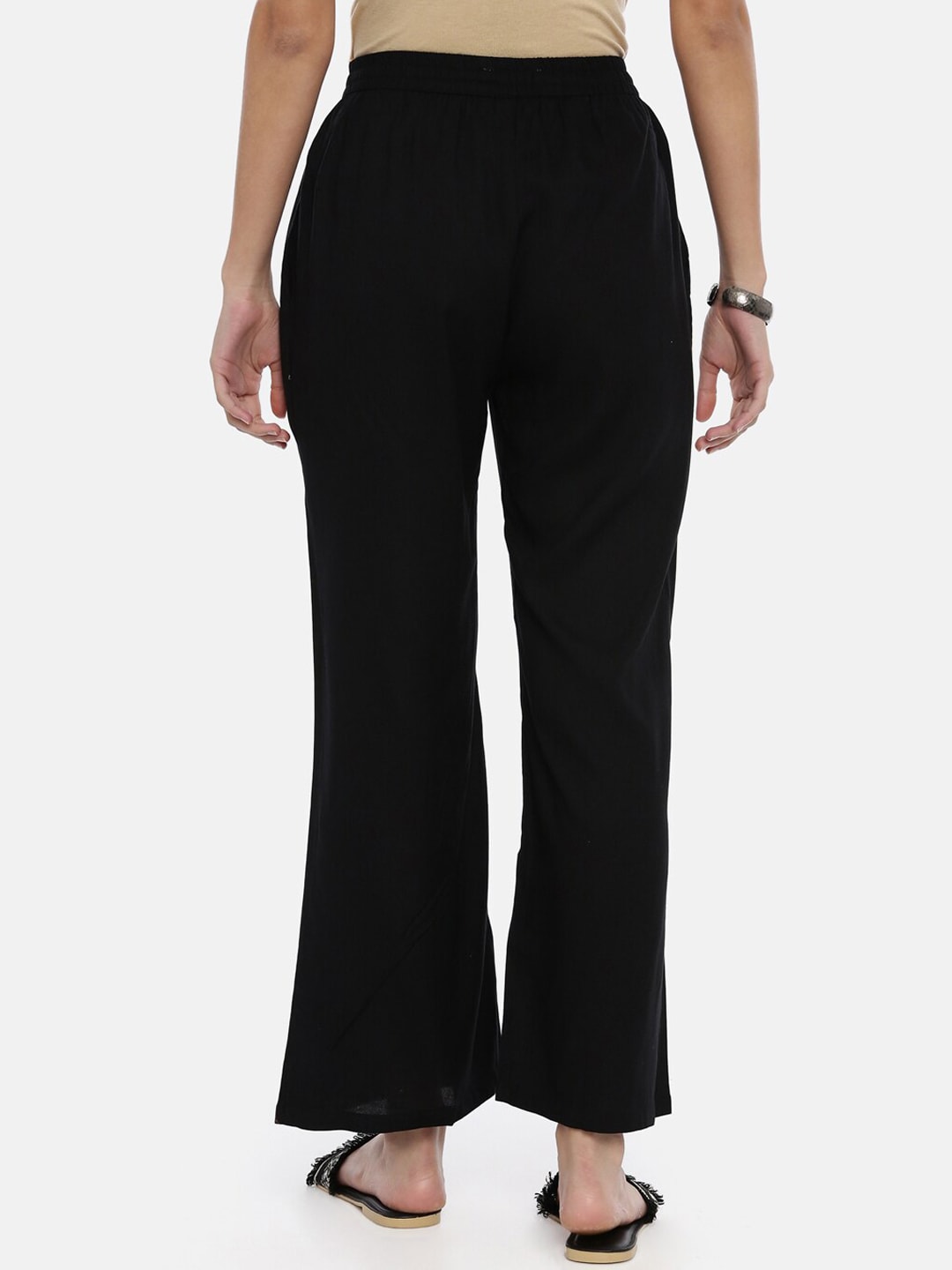Souchii Black Solid Flared Palazzos