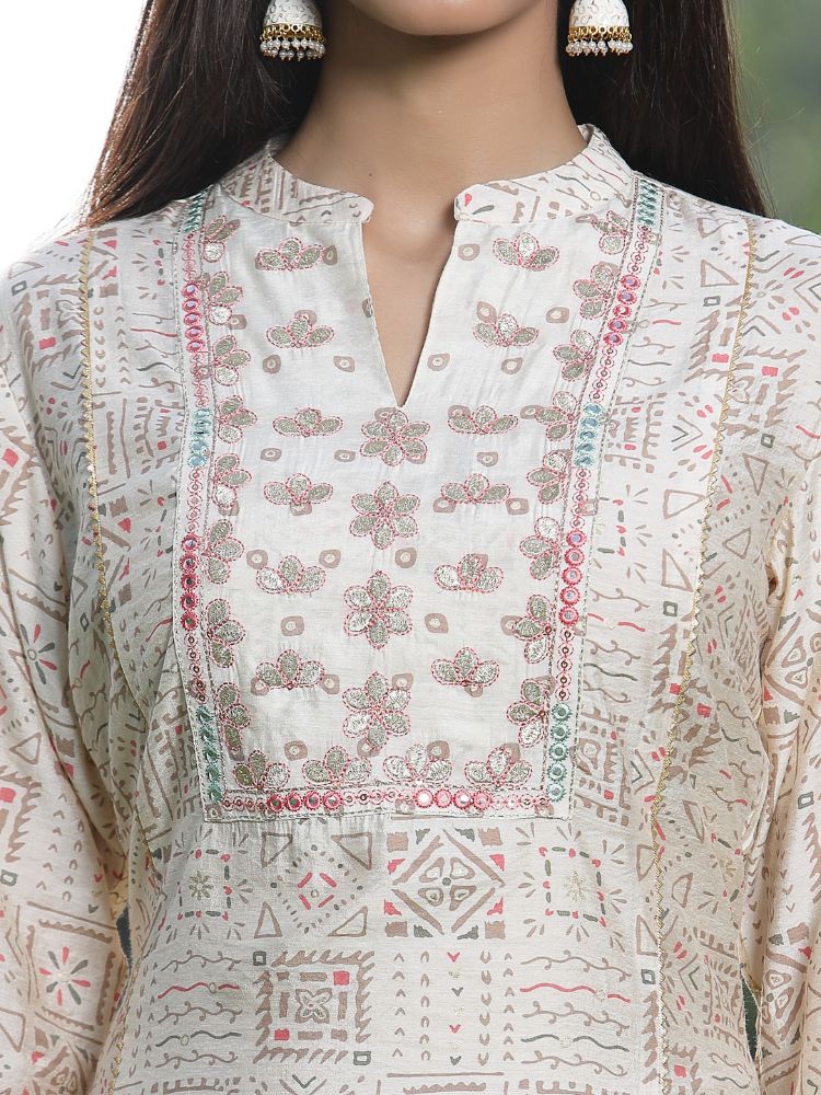 Juniper Off White Rayon Festive Printed Skd For Women