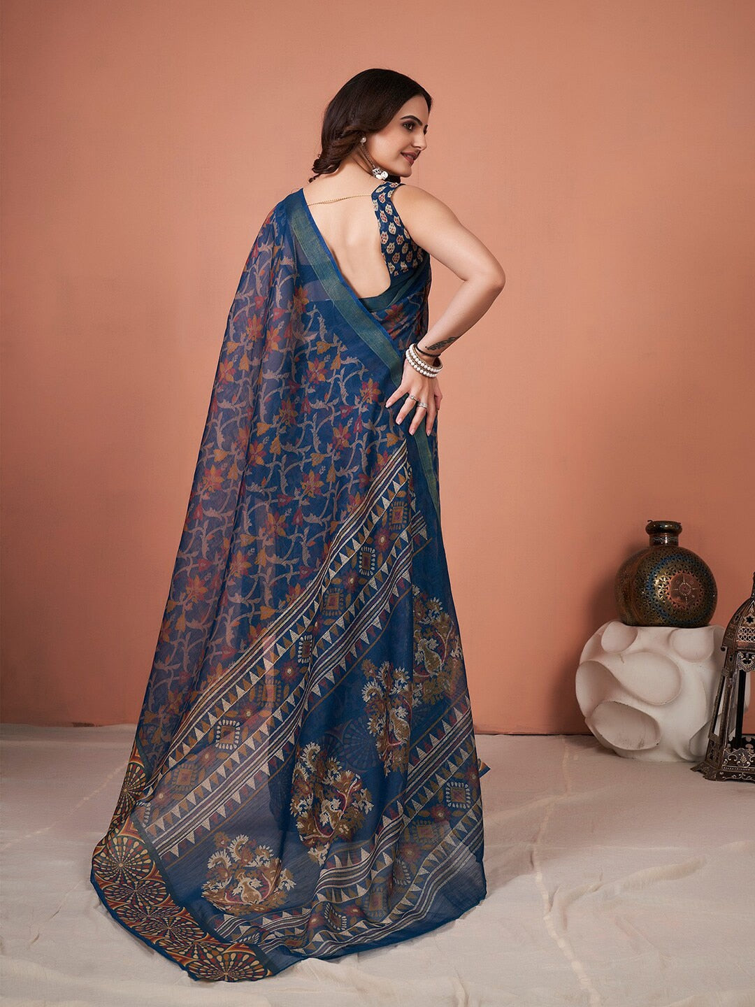 Saree Mall Floral Printed Sarees