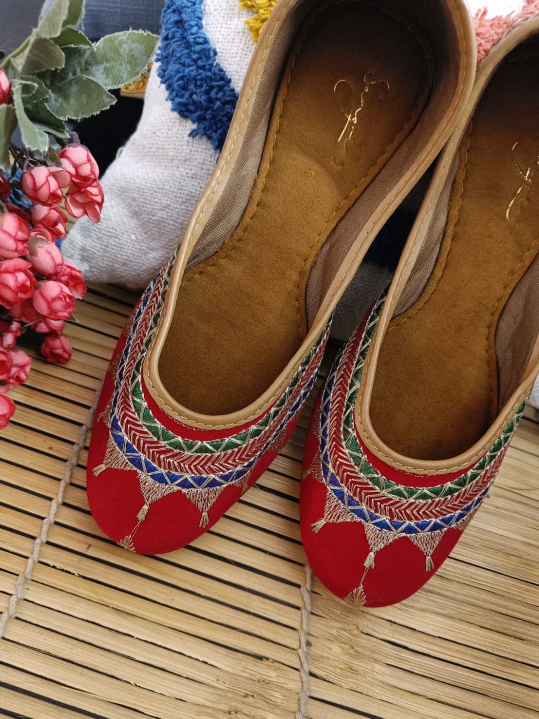 Desi Colour Women Indian Ethnic Footwear-Embroidered Red Zari