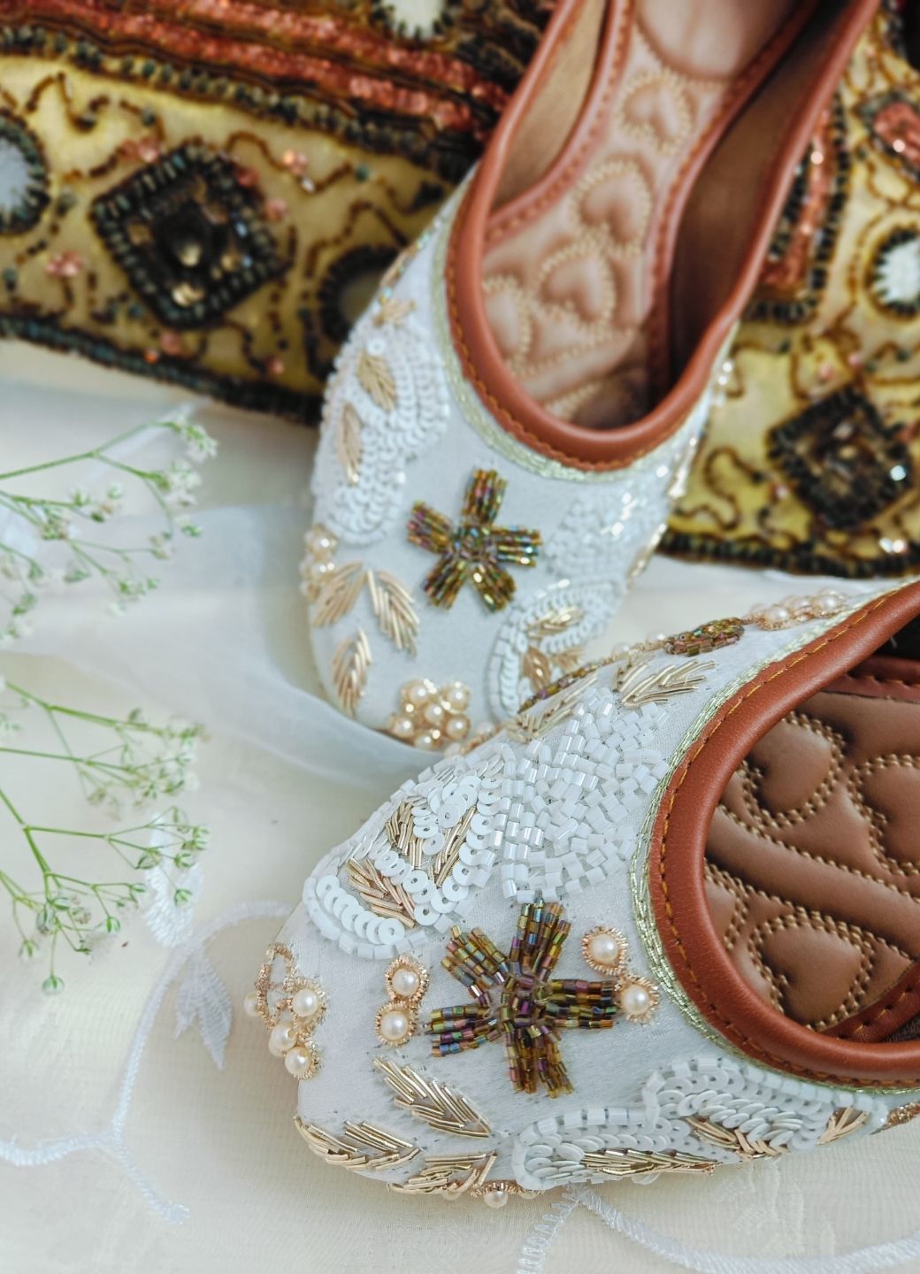Desi Colour Women Indian Ethnic Footwear-Party Wear Off White Emb