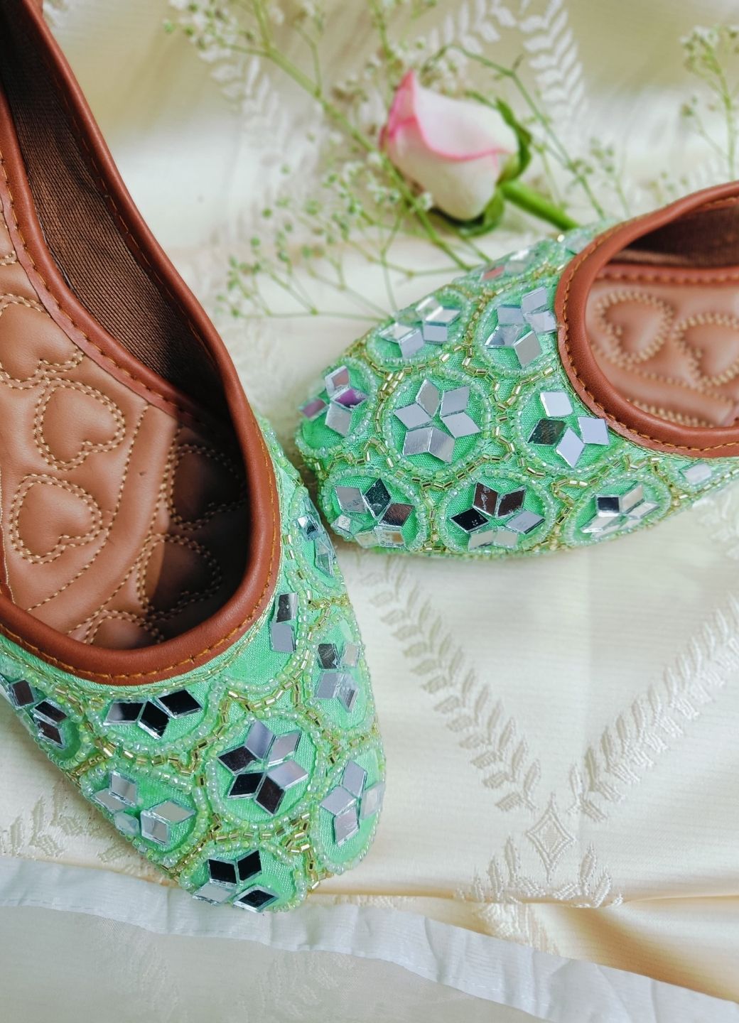 Desi Colour Women Indian Ethnic Footwear-Party Wear Mirror Work