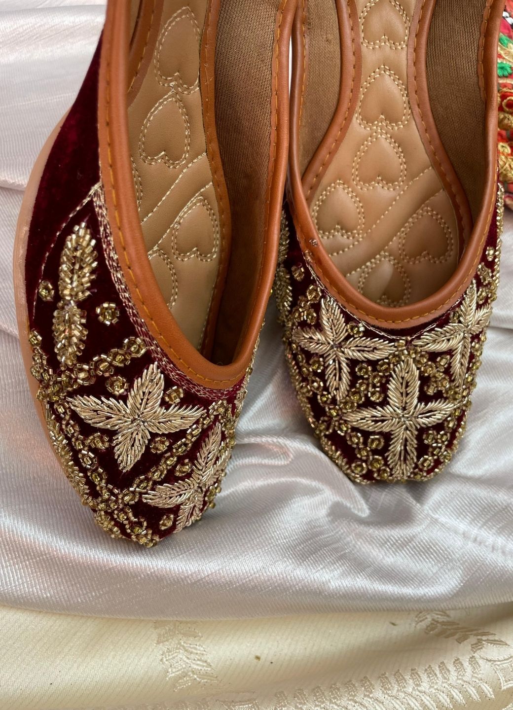 Desi Colour Women Indian Ethnic Footwear-Velvet Maroon