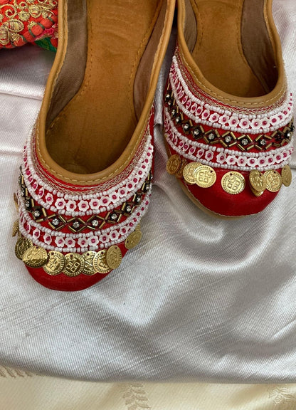 Desi Colour Women Indian Ethnic Footwear-Maroon Coin