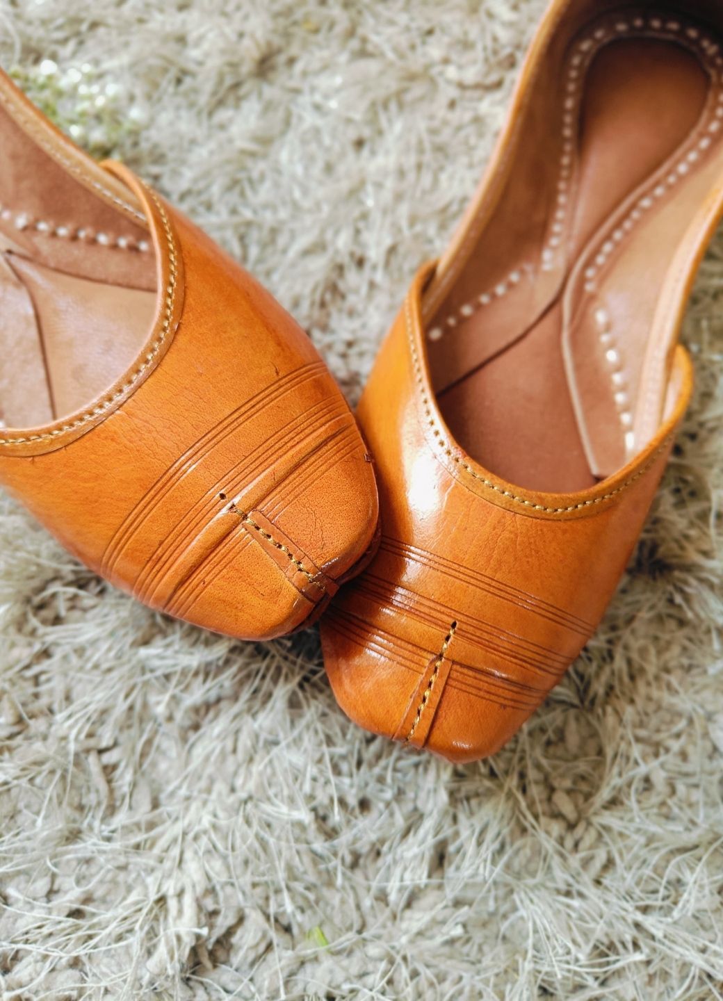 Desi Colour Women Indian Ethnic Footwear-Tan Leather Basic