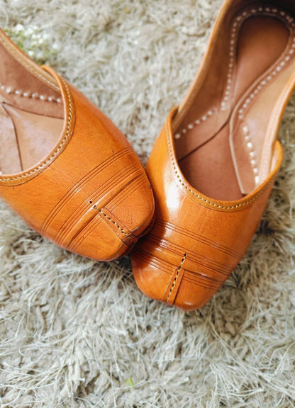 Desi Colour Women Indian Ethnic Footwear-Tan Leather Basic