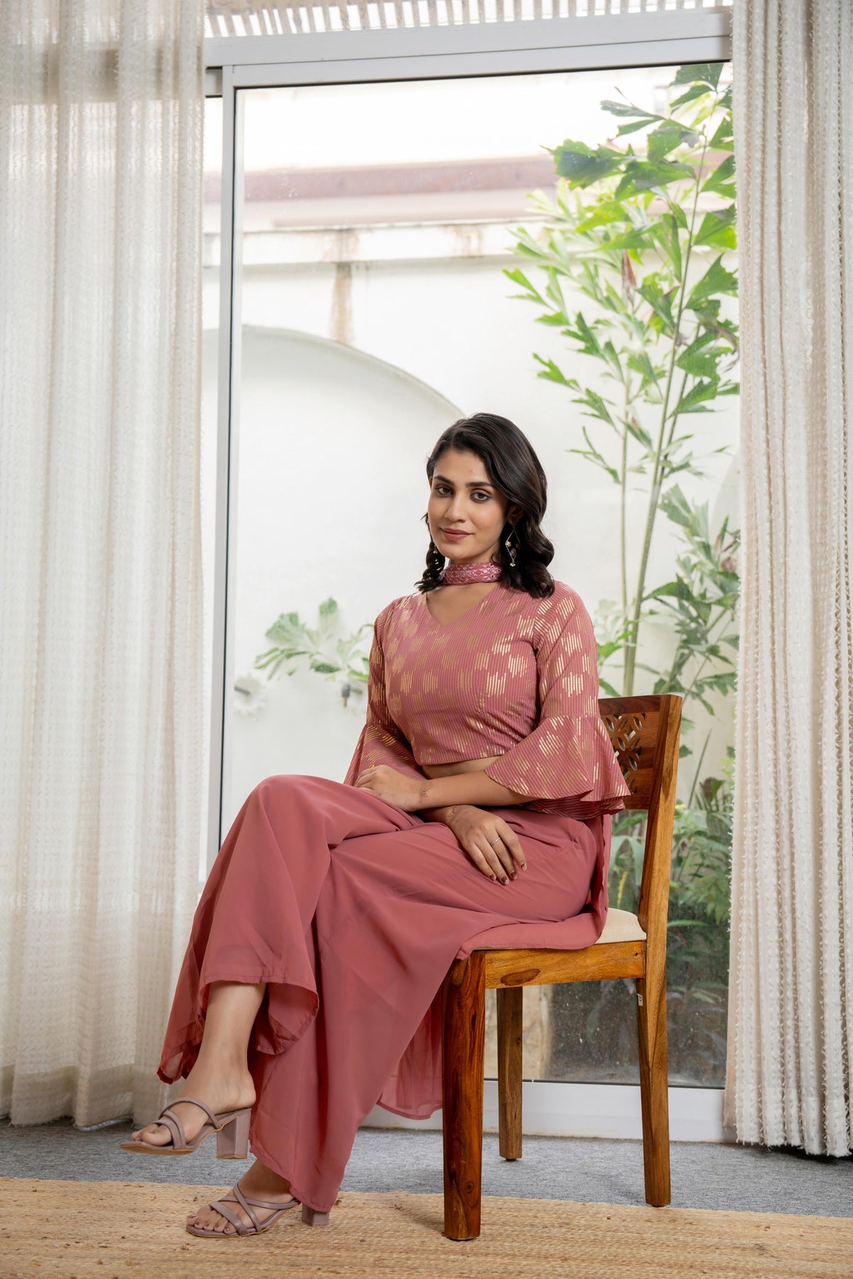 Juniper Women's Peach Solid Georgette Kurta Pant & Dupatta Set With Sequins & Thread Work