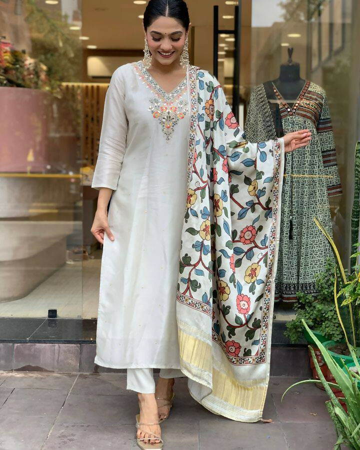 The52 Off White Women's Gorgeous Embroidered Viscose Chanderi Fabric Straight Kurta Pant with Dupatta Set