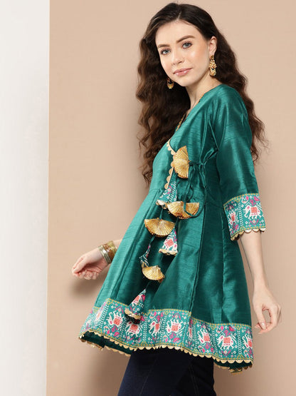 Ahalyaa Embroidered Ethnic Tunic