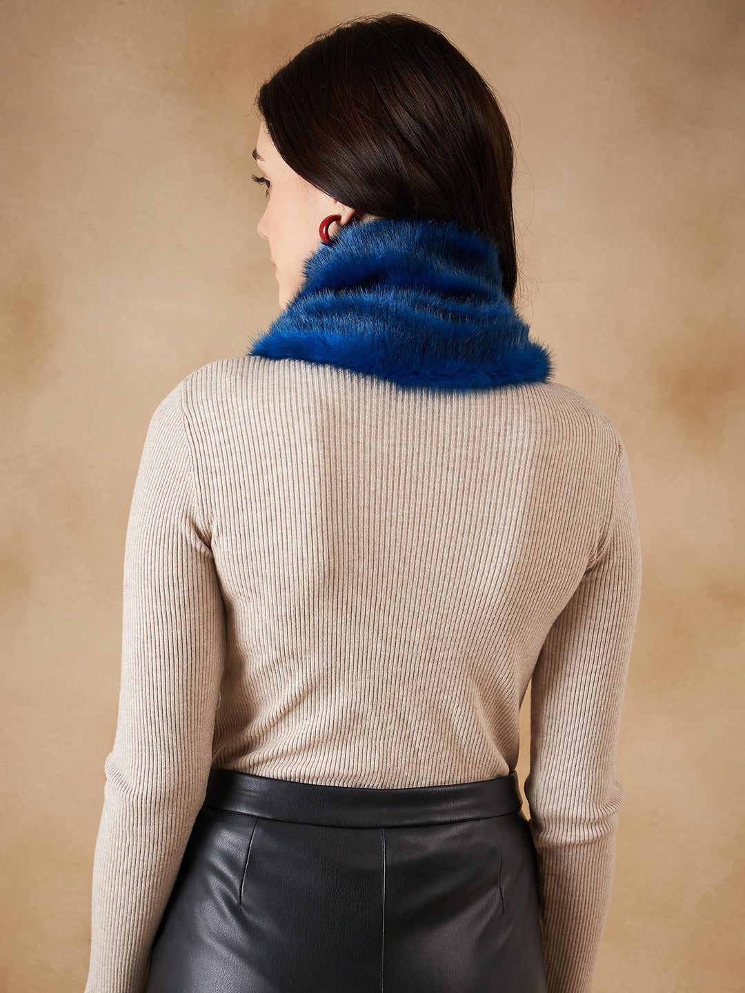 InWeave Women's Royal Blue Faux Fur Neck Warmer