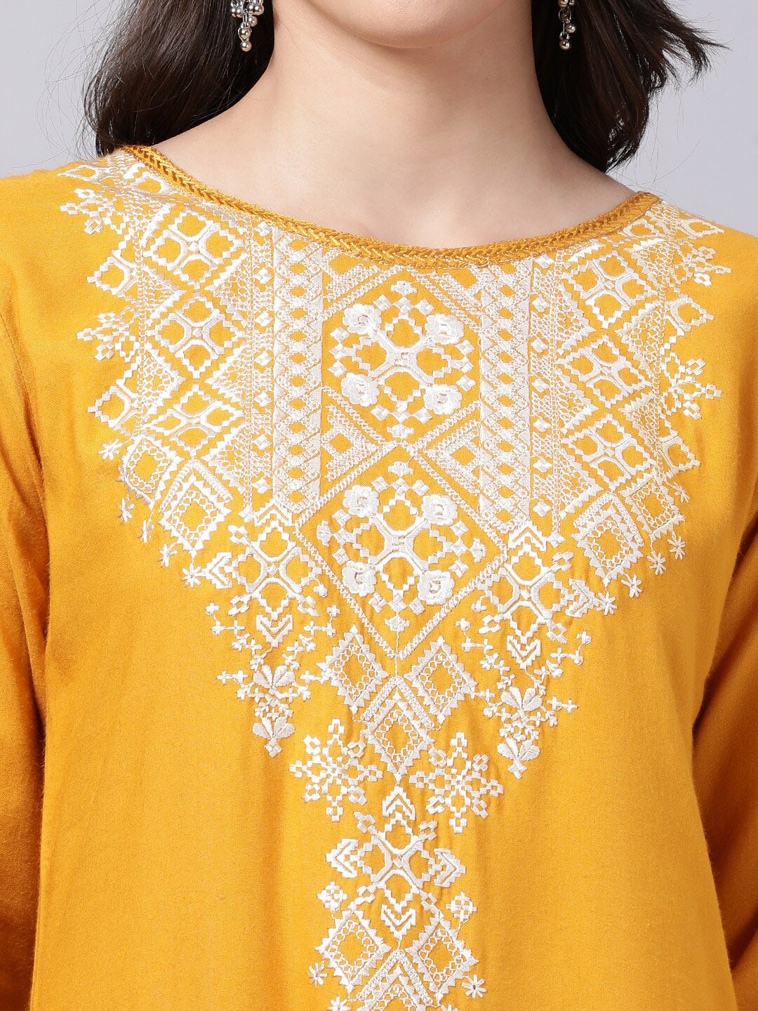 Souchii Women Tan & White Geometric Yoke Design Thread Work Grandeur & Majestic Artwork Kurta