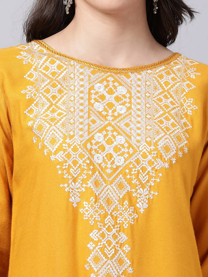 Souchii Women Tan & White Geometric Yoke Design Thread Work Grandeur & Majestic Artwork Kurta