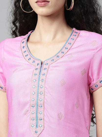 Souchii Pink Embroidered Pastels Kurta