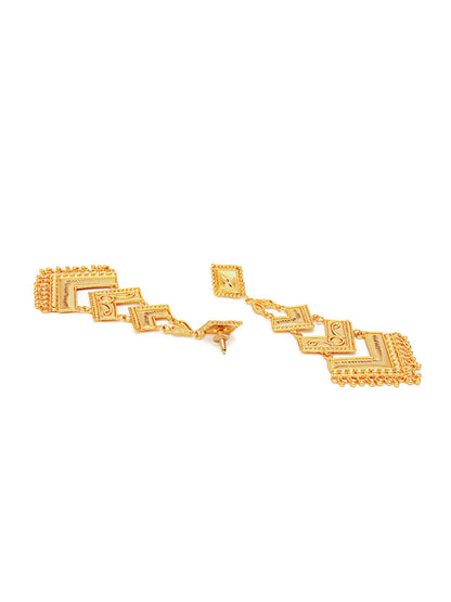 Golden Earrings (Gold) - Ruby Raang