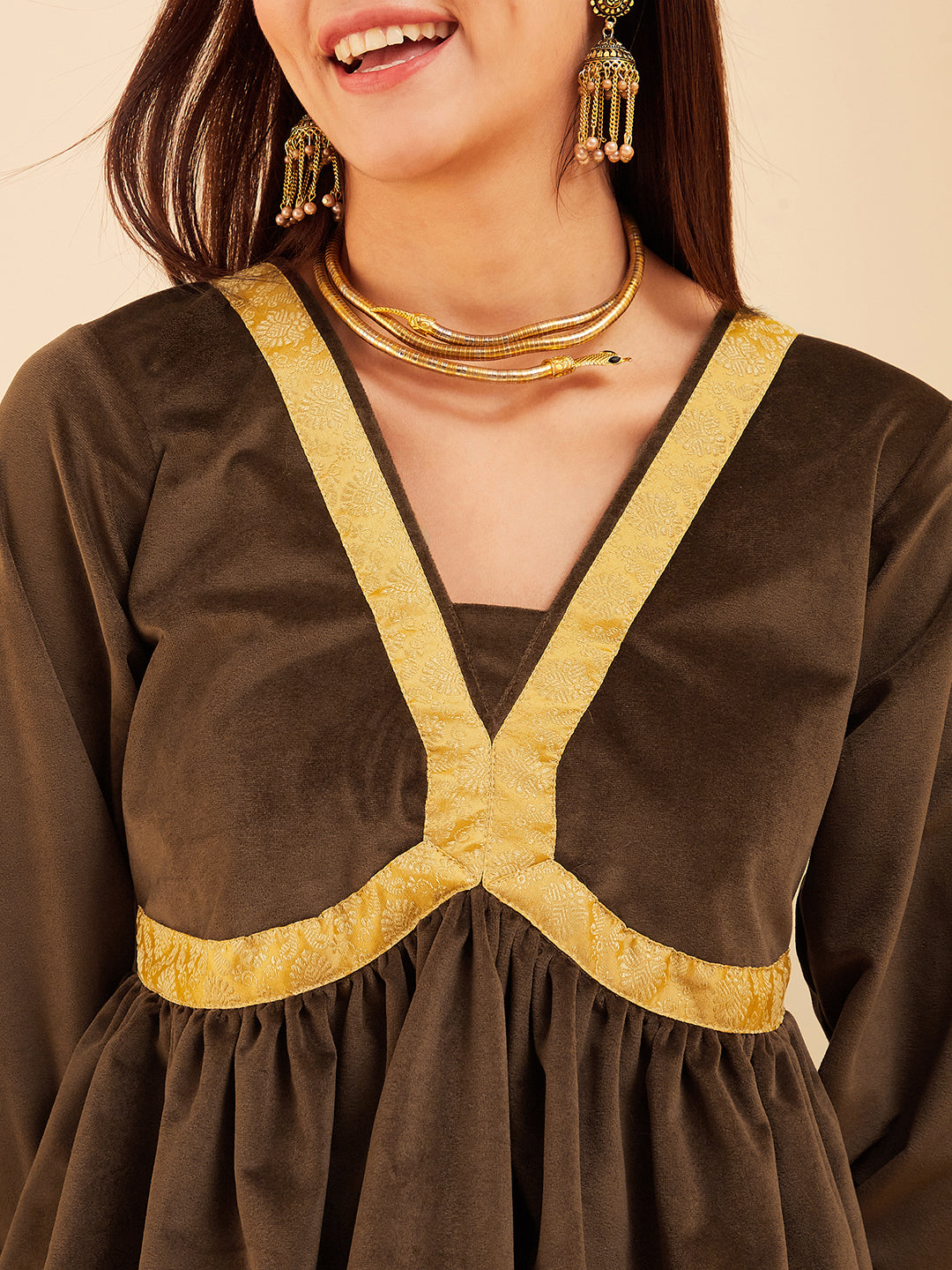 InWeave Women's Brown Mughal Shaan Style Velvet Short Kurta Set