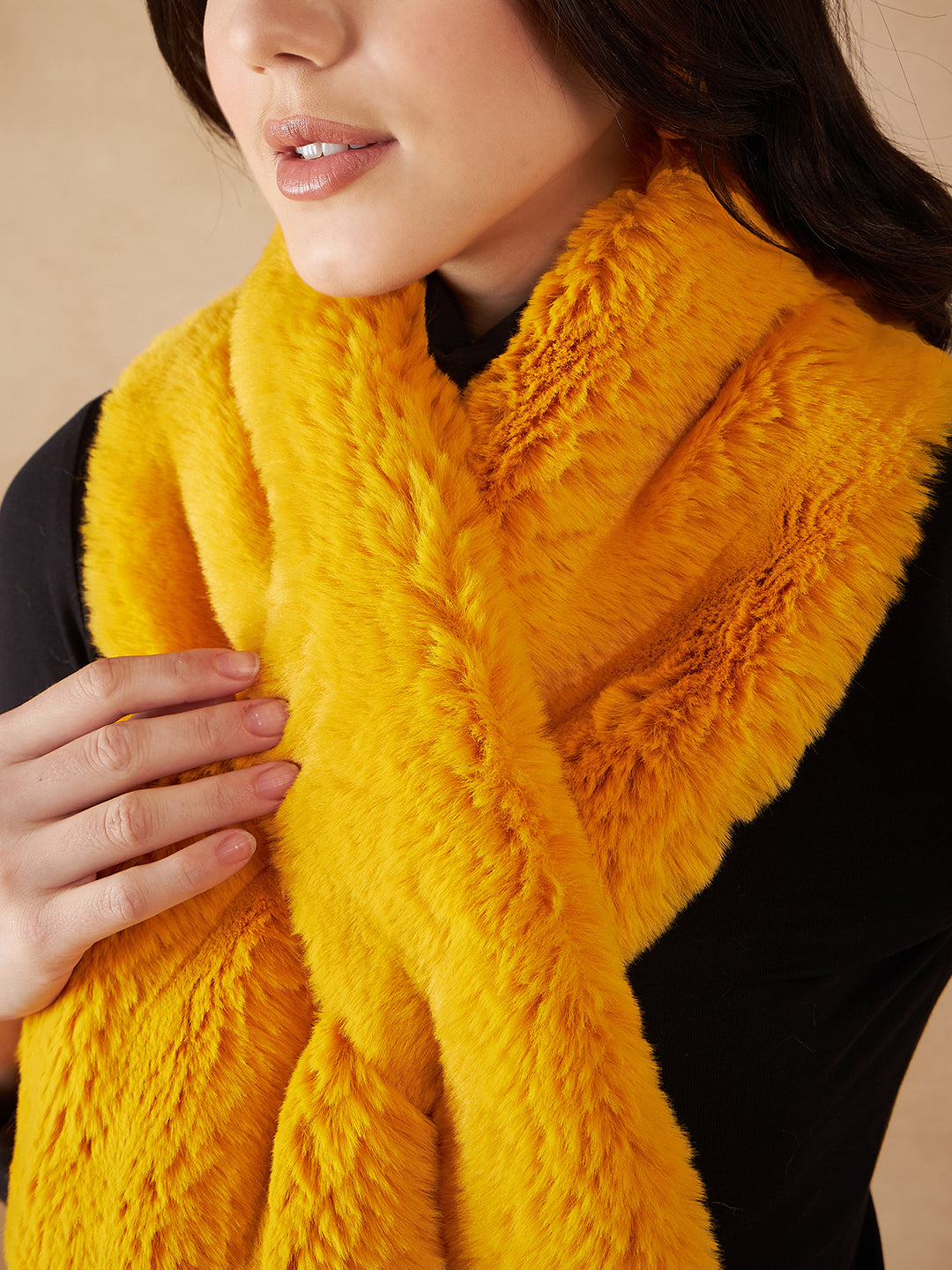 InWeave Women's Yellow Faux Fur Neck Warmer