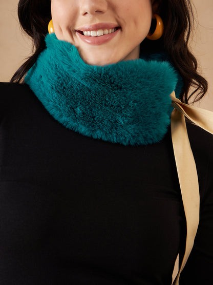 InWeave Women's Cyan Blue Fur Neckpiece