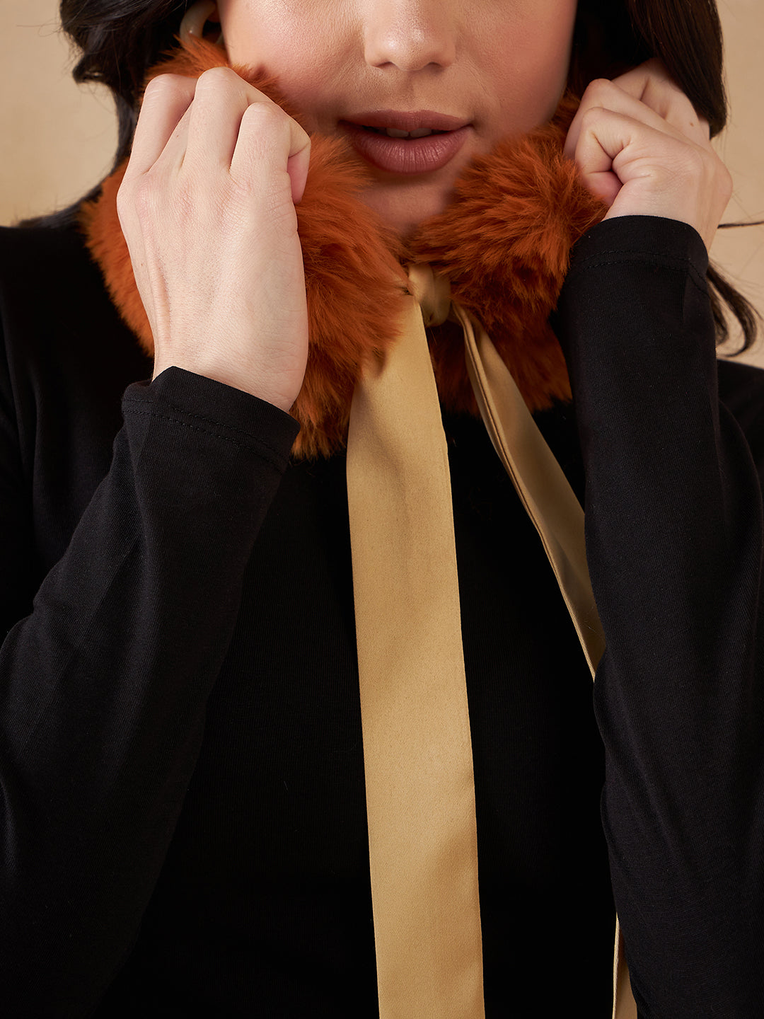 InWeave Women's Carrot Orange Fur Neckpiece