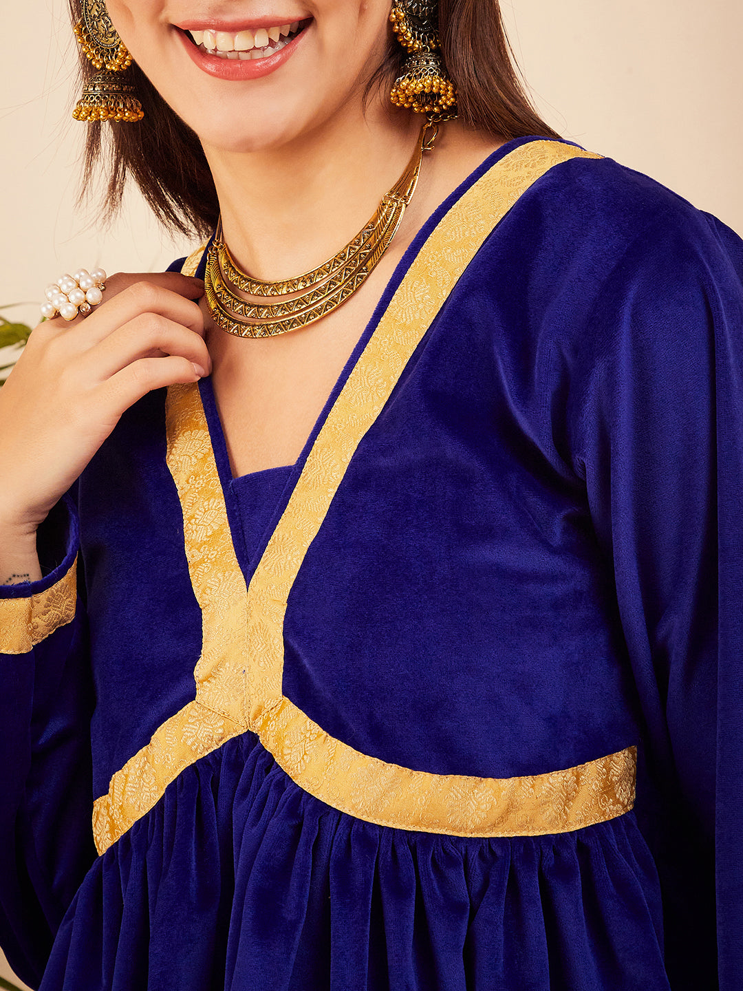InWeave Women's Royal Blue Mughal Shaan Style Velvet Short Kurta Set
