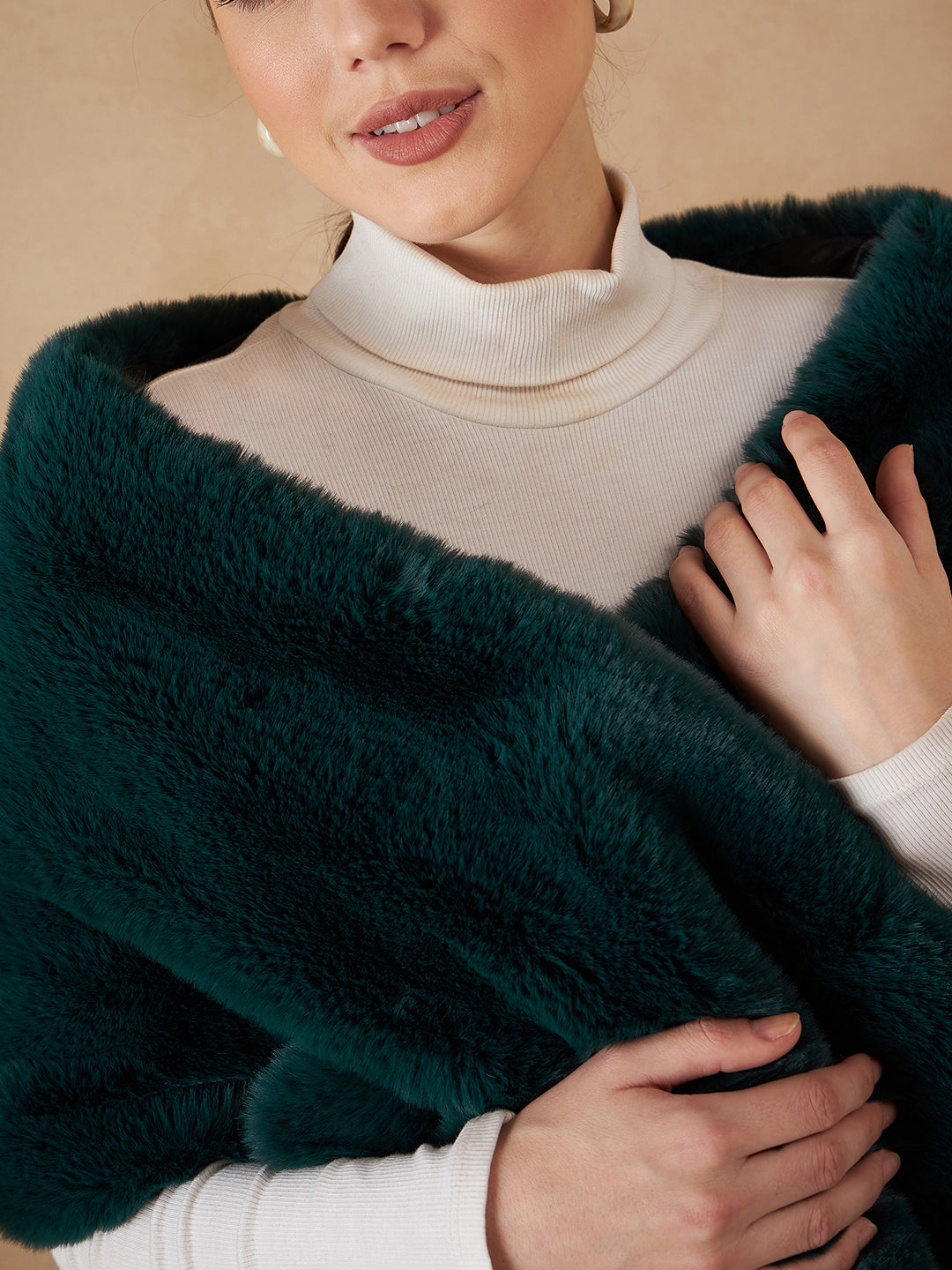 InWeave Women's Dark Teal Long Faux Fur Cape