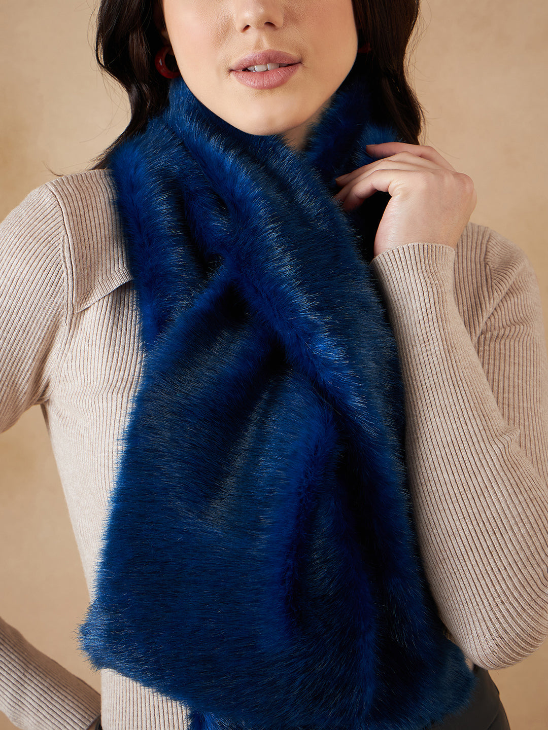 InWeave Women's Royal Blue Faux Fur Neck Warmer