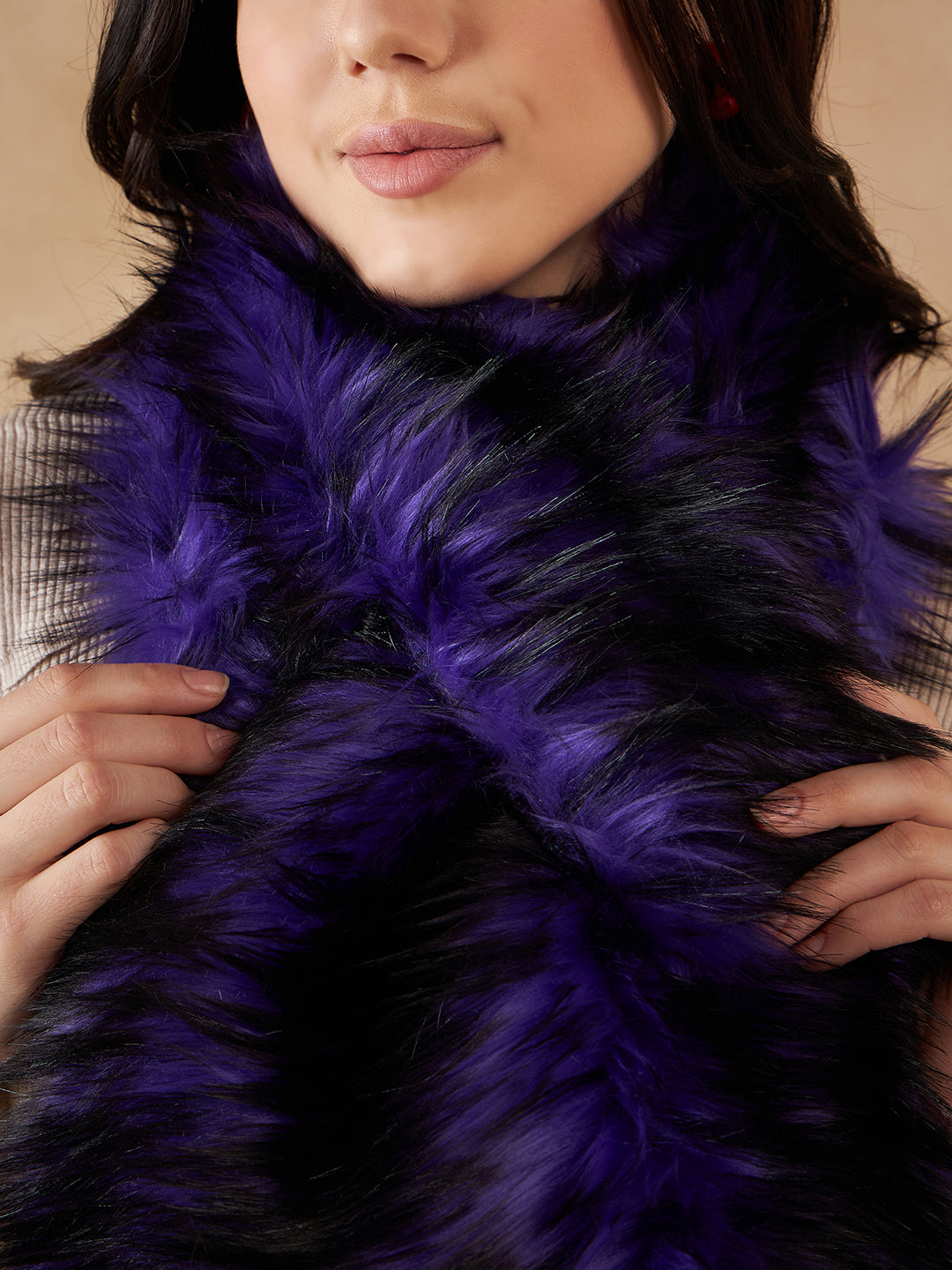 InWeave Women's Purple Black Faux Fur Neck Warmer