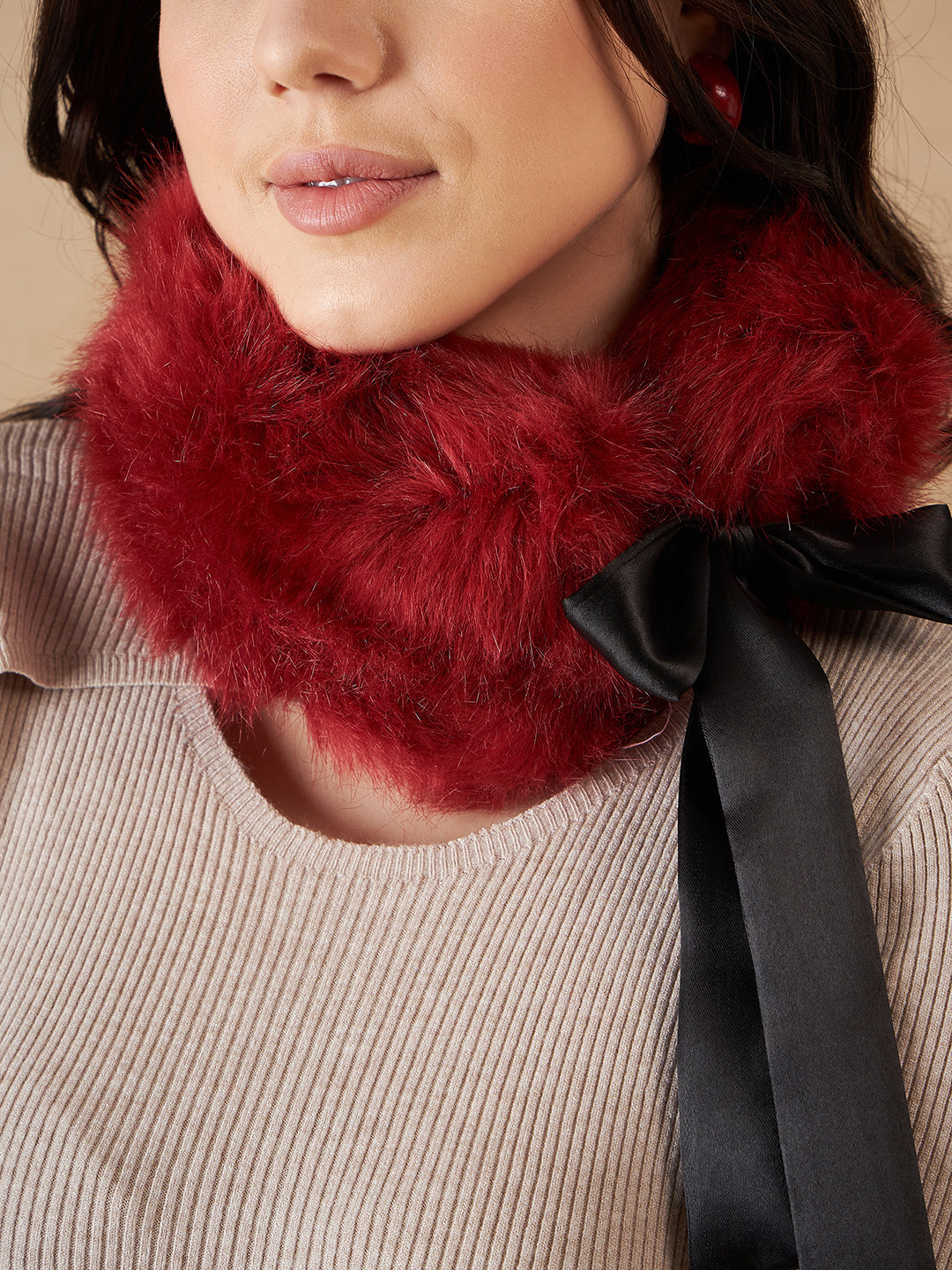 InWeave Women's Bright Rust Fur Neckpiece