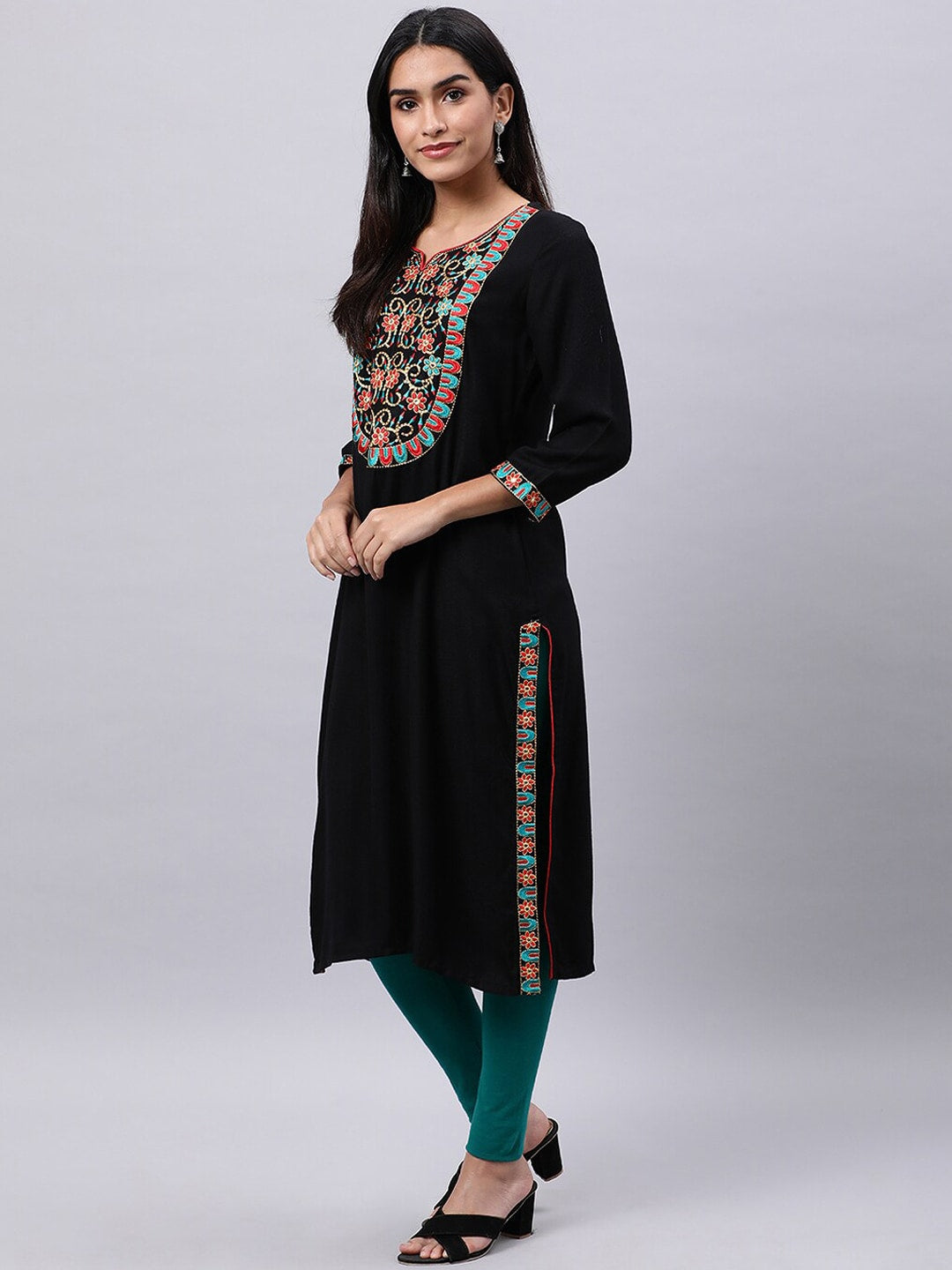 Souchii Black Geometric Yoke Design Thread Work Grandeur & Majestic Artwork Kurta