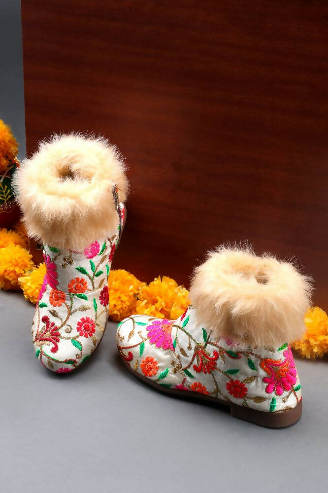 Tiny Bugs Girls Embroidered Anckle Ethnic Boots-Beige