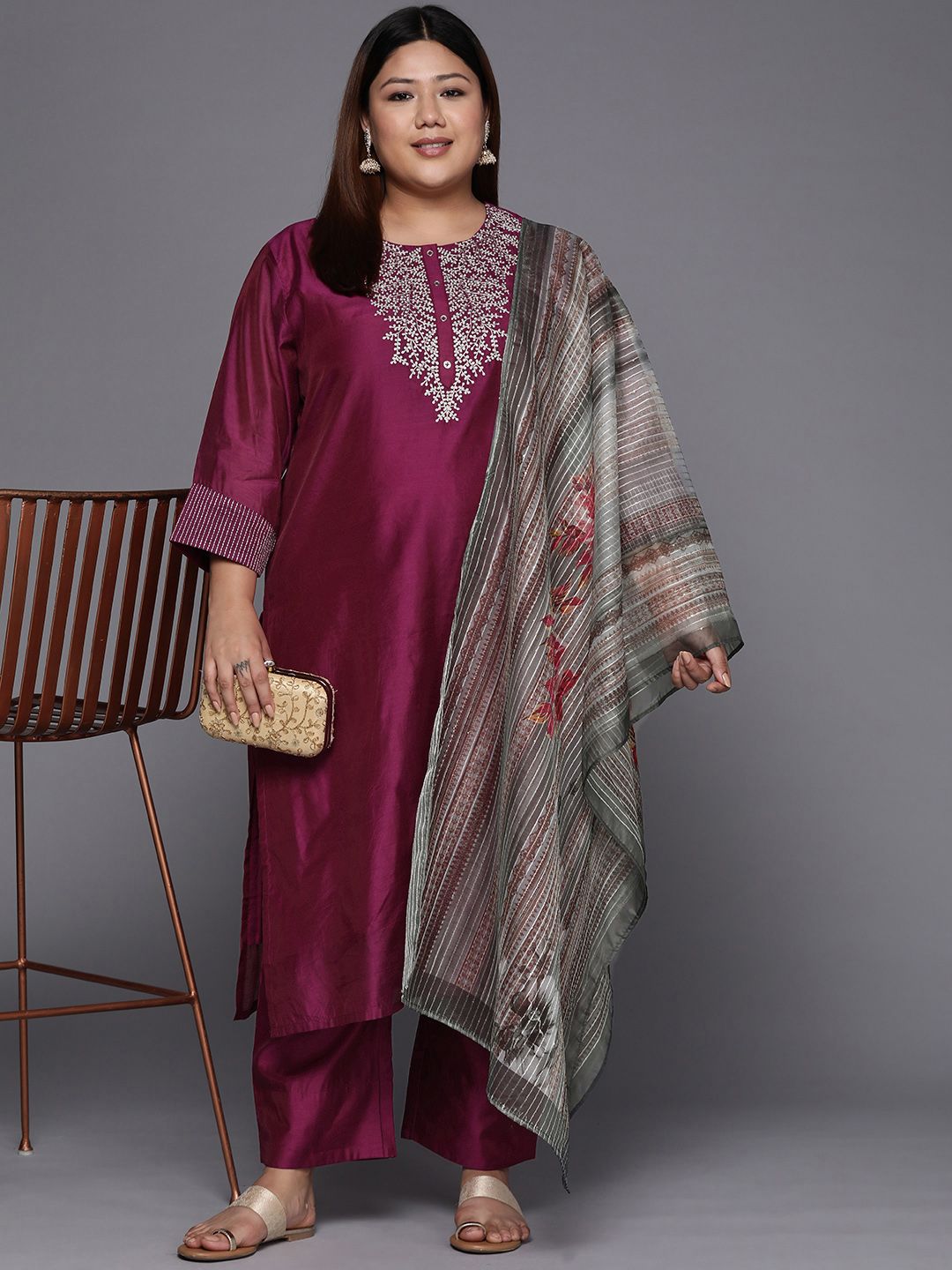 Sztori Plus Size Yoke Design Regular Sequinned Chanderi Silk Kurta & Trousers With Dupatta
