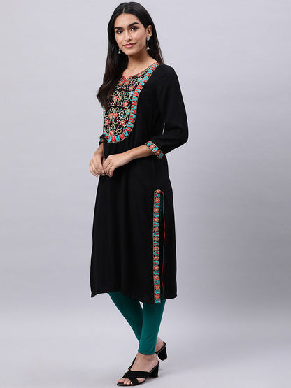 Souchii Women Ethnic Motifs Yoke Design Mirror Work Beautiful Kurta