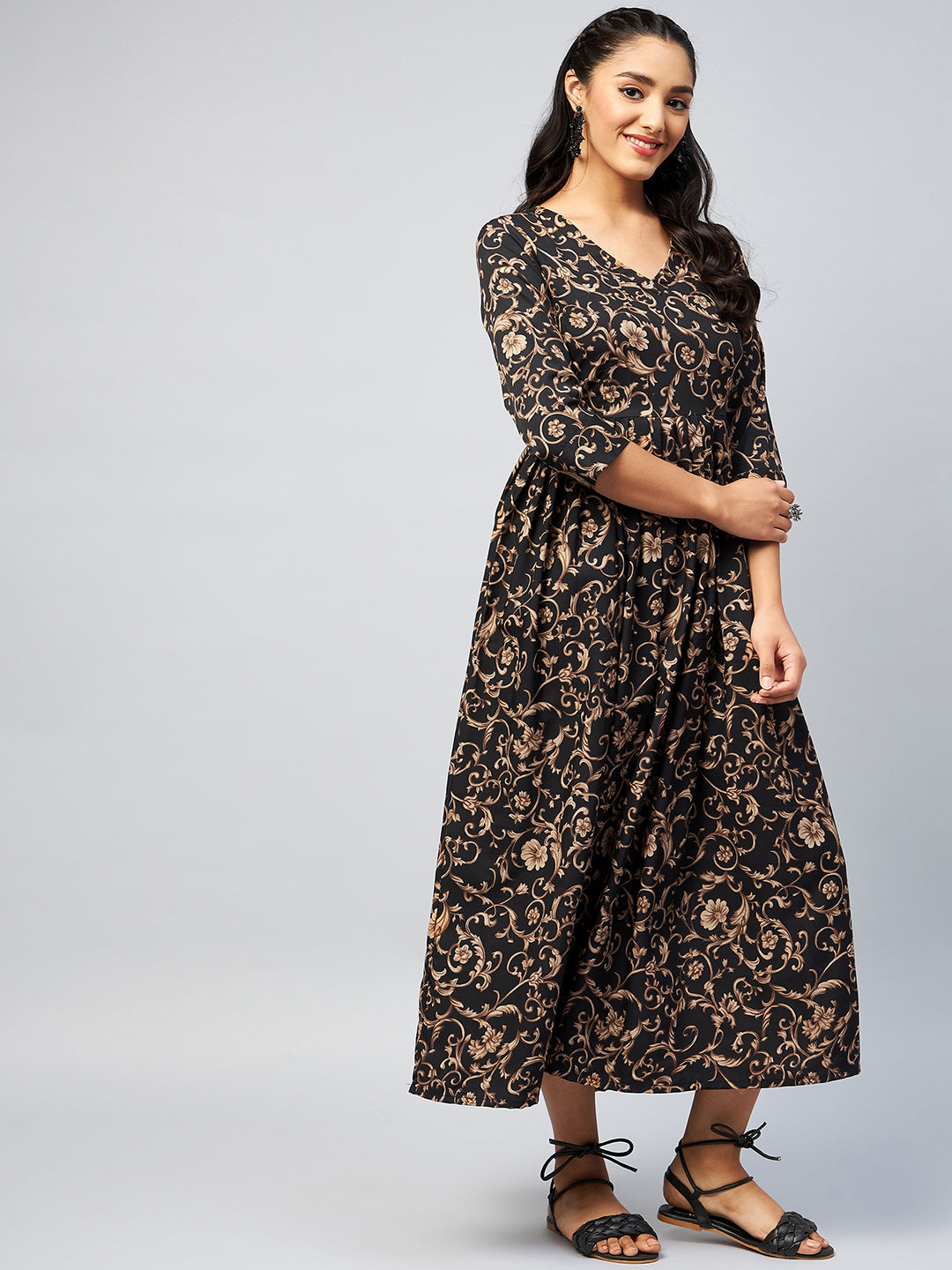InWeave Women's Black Jaal Print Long Anarkali Kurta