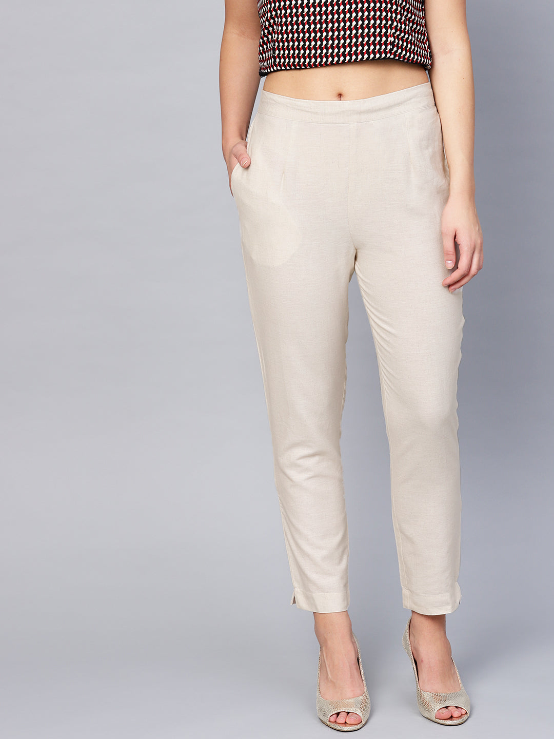 Juniper Women Offwhite Cotton Flex Solid Slim Fit Pant/Slim Pant