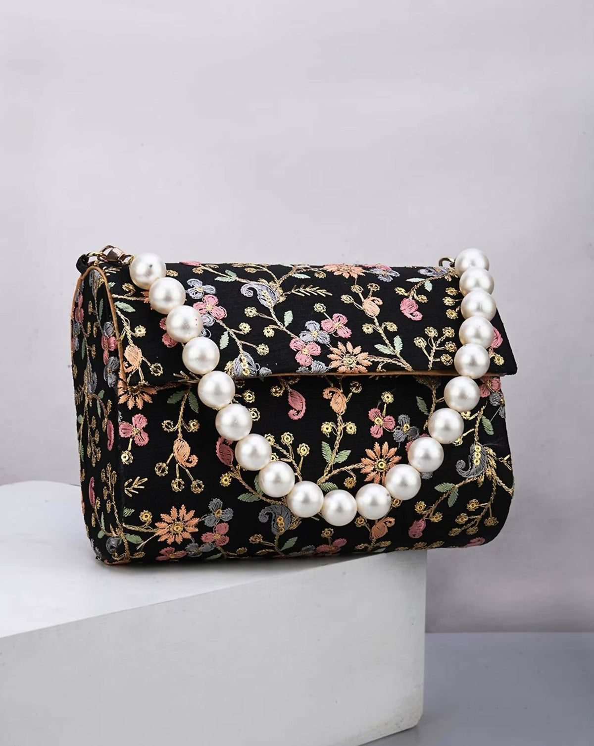 Joban Fashion Women Embellished Potli Clutch - Black