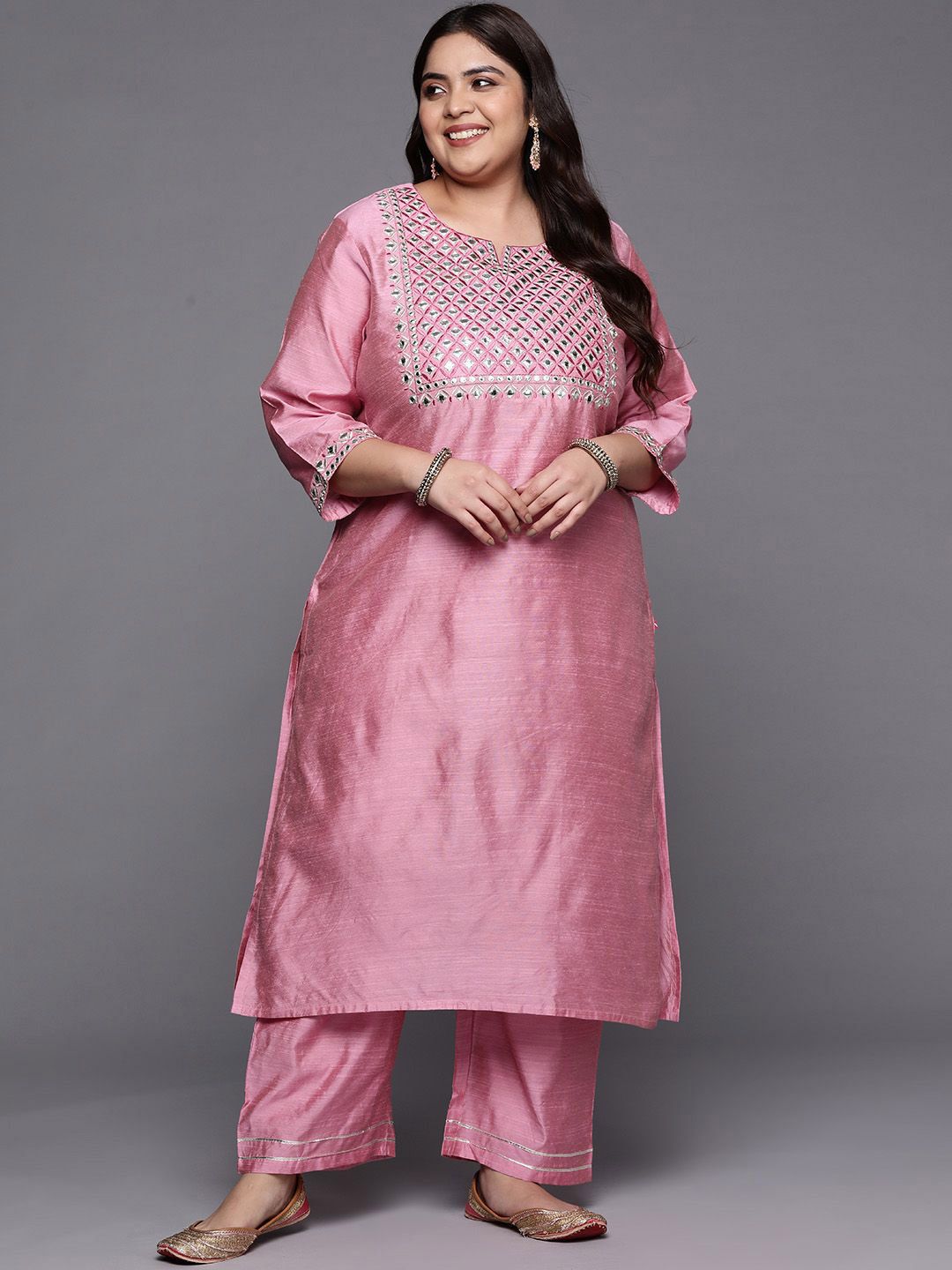 Sztori Plus Size Geometric Embroidered Mirror Work Straight Kurta with Trousers