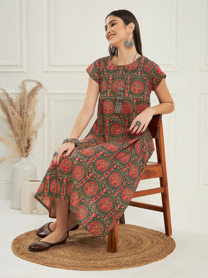 InWeave Women's Green Red Mughal Kalamkari A Line Dress